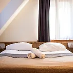 Zelazne Wrota B&B