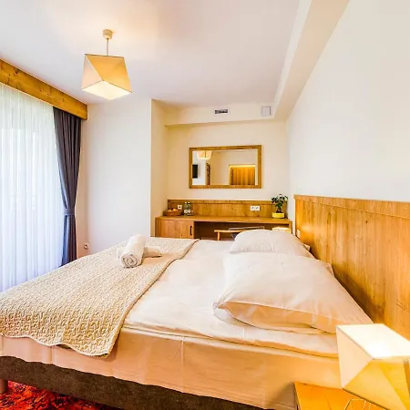 Zelazne Wrota Bed & Breakfast