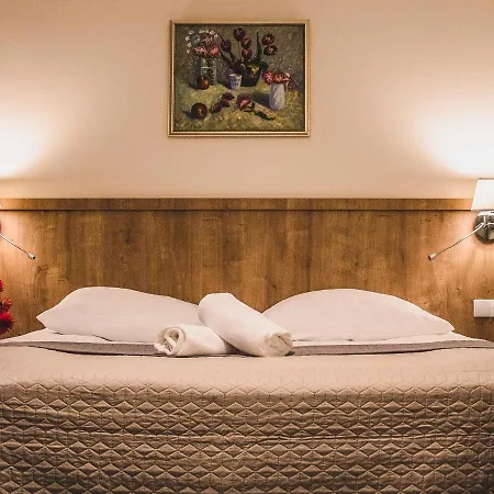 Zelazne Wrota Couette-café