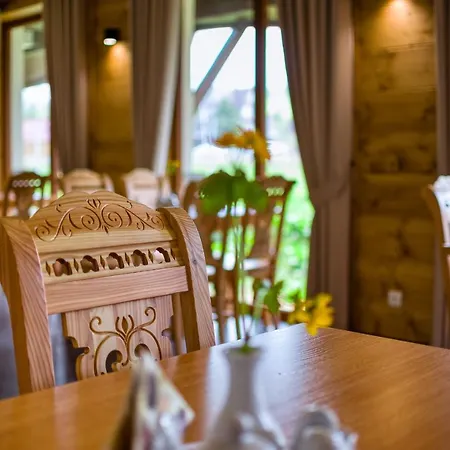 Zelazne Wrota Bed & Breakfast *