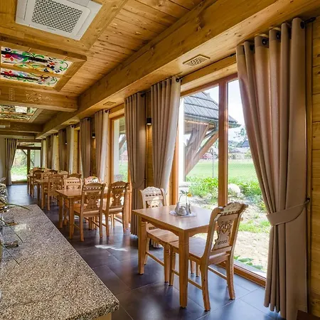 Zelazne Wrota Bed & Breakfast