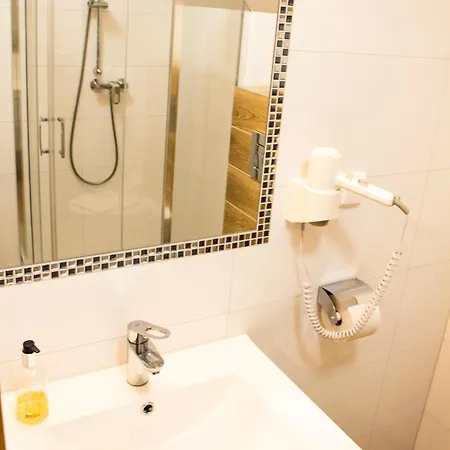 فندق مبيت وإفطار Zelazne Wrota بيالكا تاترزانسكا
