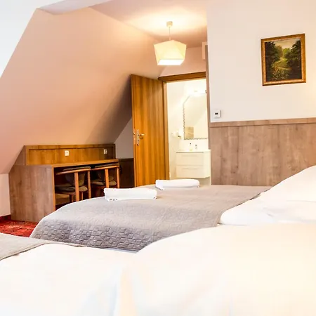 Zelazne Wrota Bed & Breakfast *